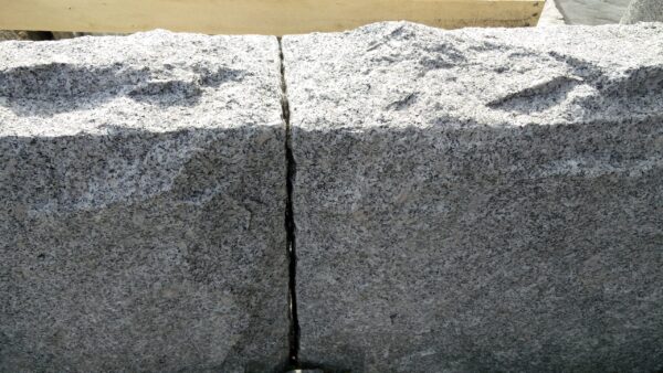 Blockstensmur i Granit